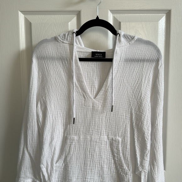 Vici - Beach Bum Cotton Pocketed Hoodie - Picture 5 of 8